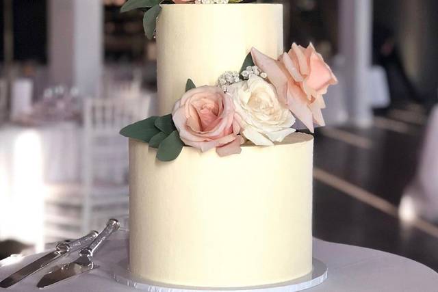 Simple elegant design with floral