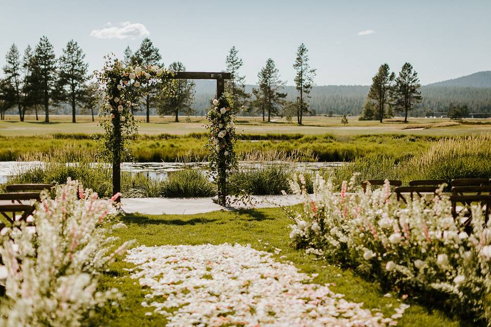 Sunriver Wedding