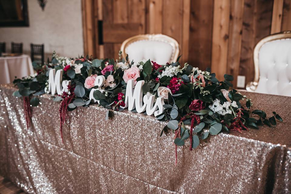 Sweetheart table