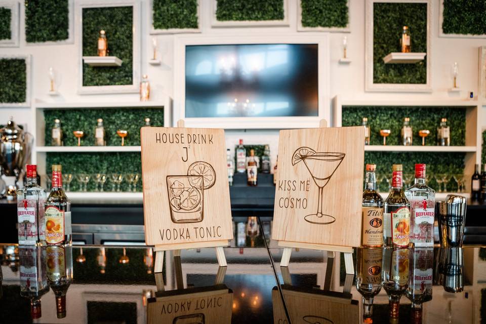 Cocktail signage