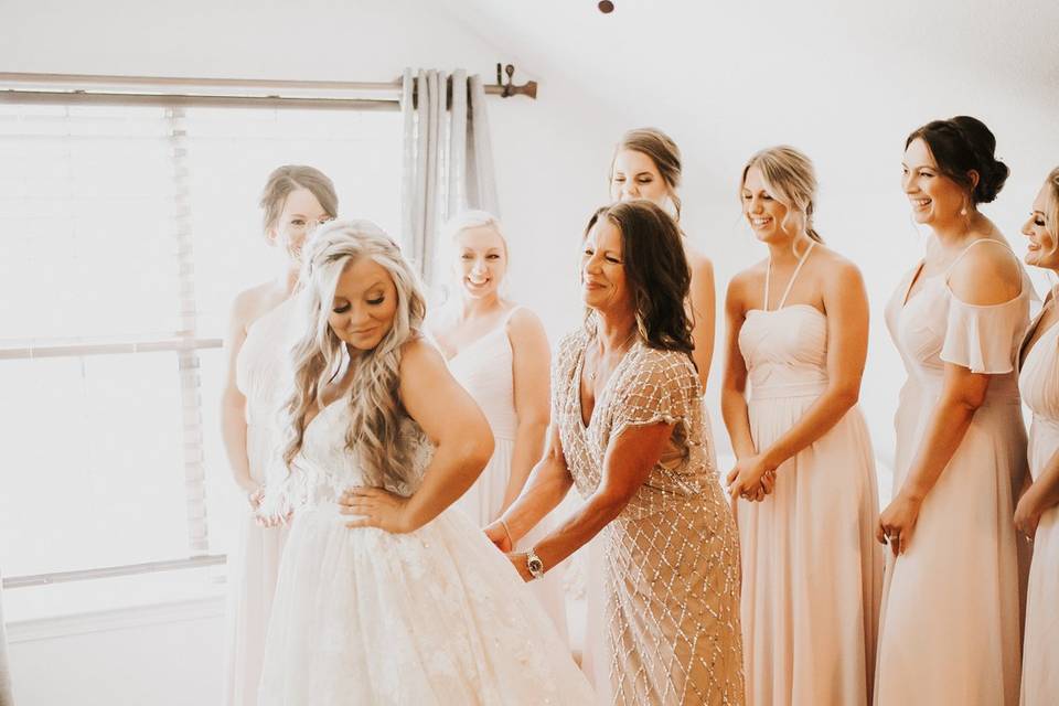 Bridal Party - Getting Ready