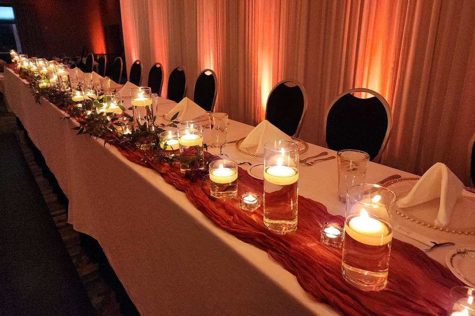Premium centerpiece head table