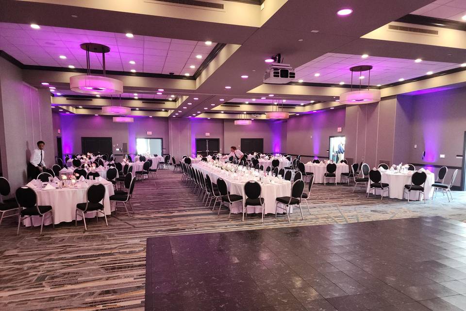 Reception with kings table