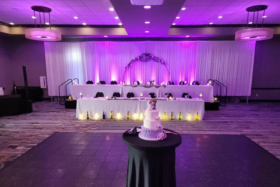 Two- tier head table