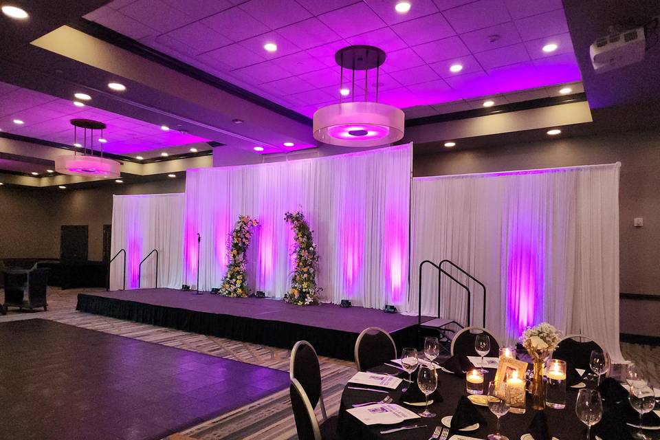 Hollywood style ceremony