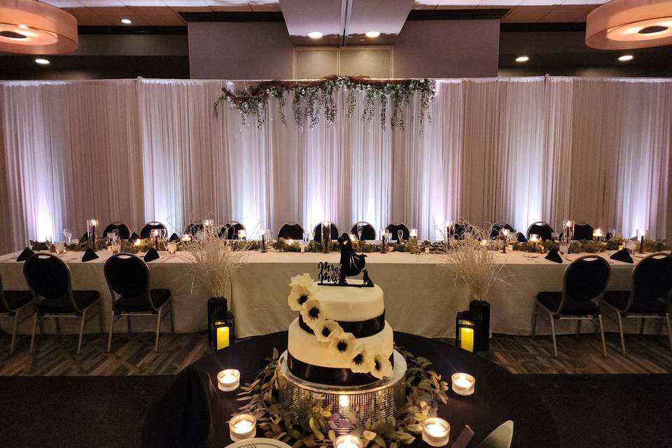 Pipe and drape w uplights