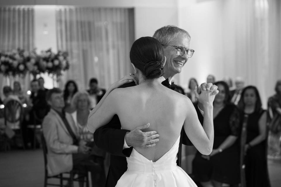 Timeless Bride and Groom
