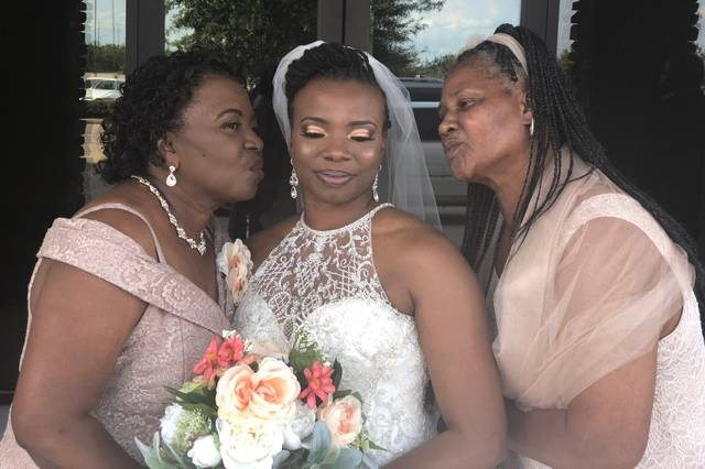 Mothers and bride