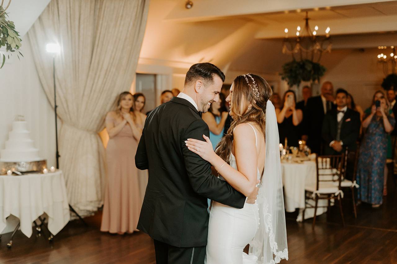 Three Village Inn - Mansion Weddings - Stony Brook, Ny - Weddingwire