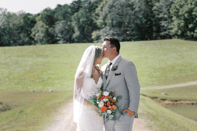 The Hoffs Hilltop Wedding