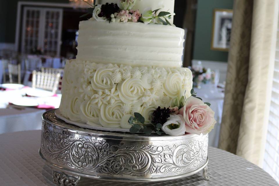 Monastery Wedding Cupcakes