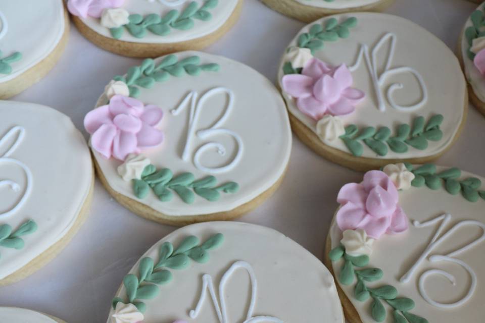 Textured Buttercream Cupcakes
