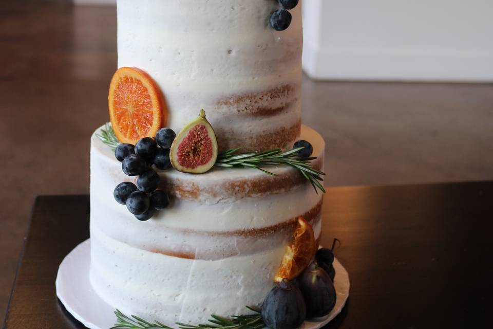 Naked Cake with Fall Fruit