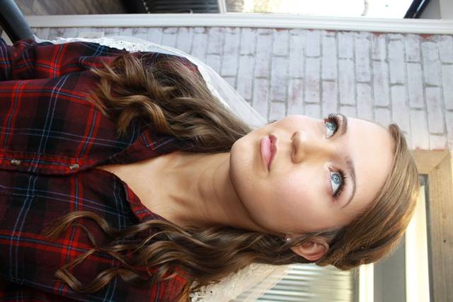 Trial-run bridal look