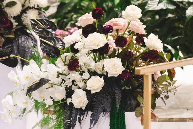 Ceremony centerpiece