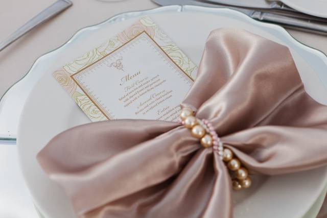 Steele place setting