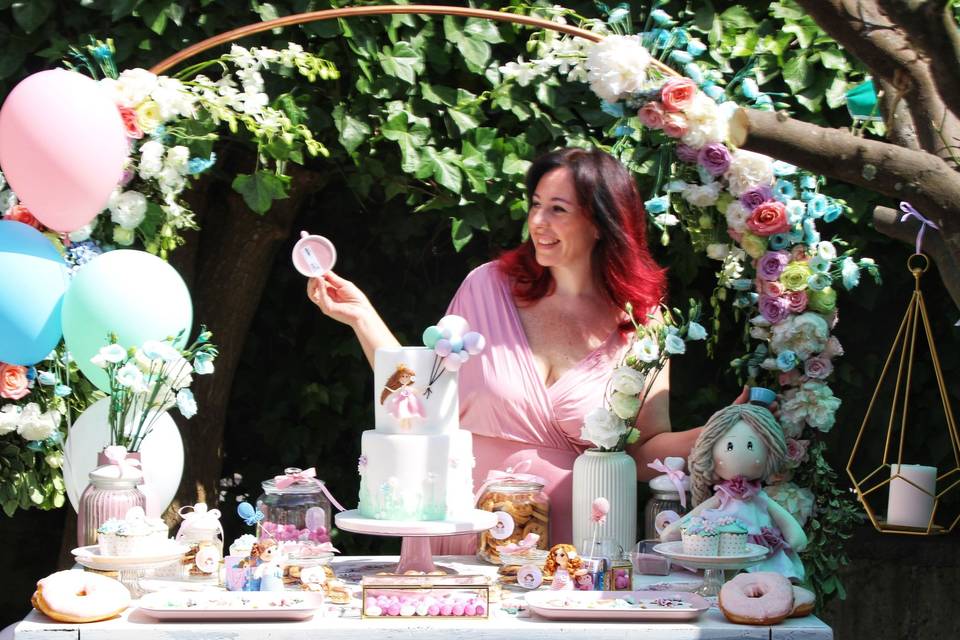 alice-in-wonderland-theme-balloons - Celebrity Party Planner