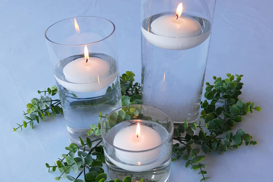 Floating candles centerpiece