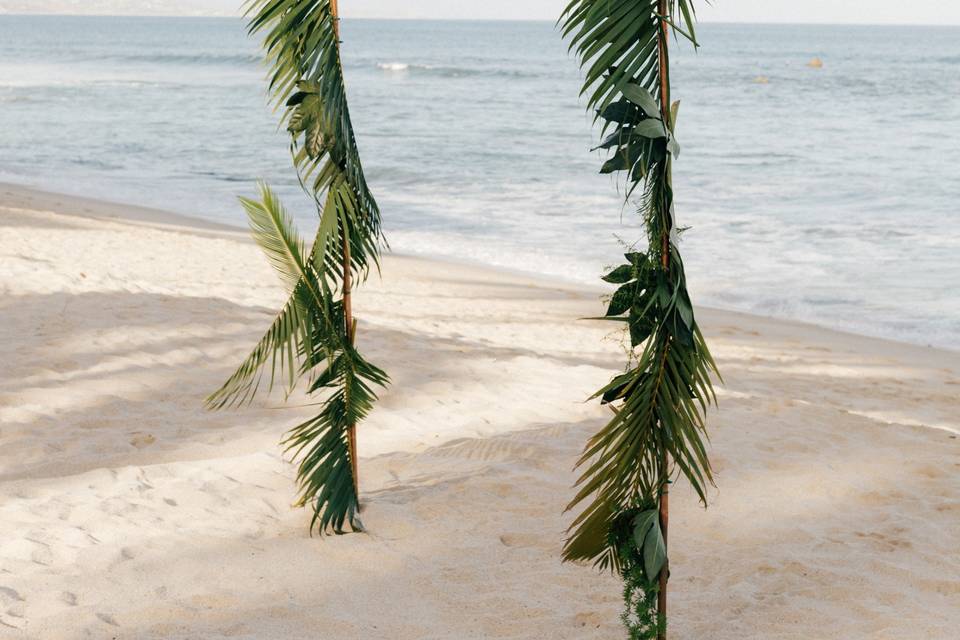 Stylish wedding arbor