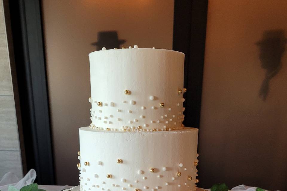 Buttercream White & Gold pearl