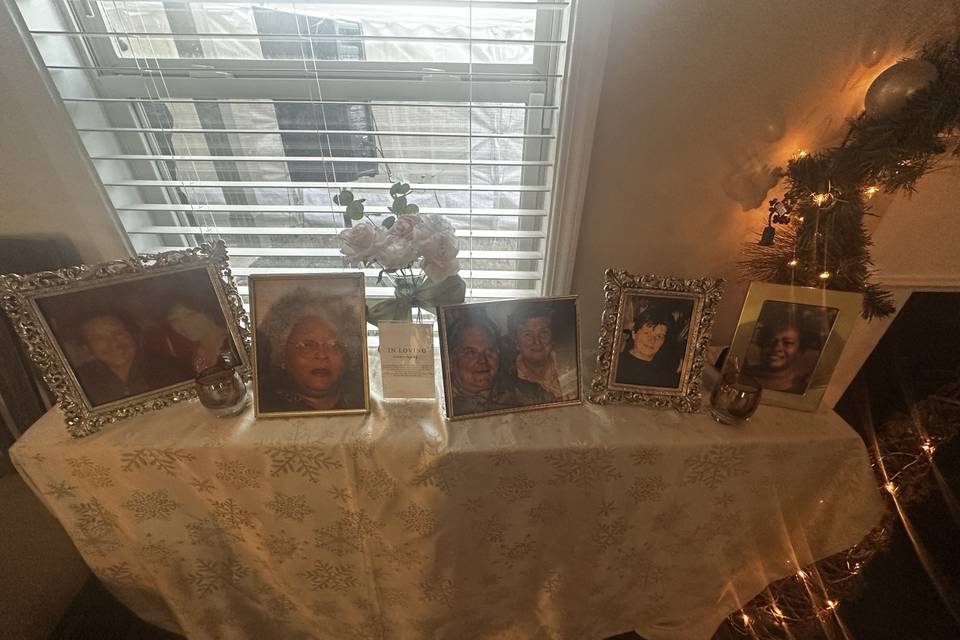 Honor table
