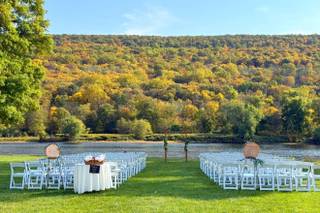 The Shawnee Inn and Golf Resort