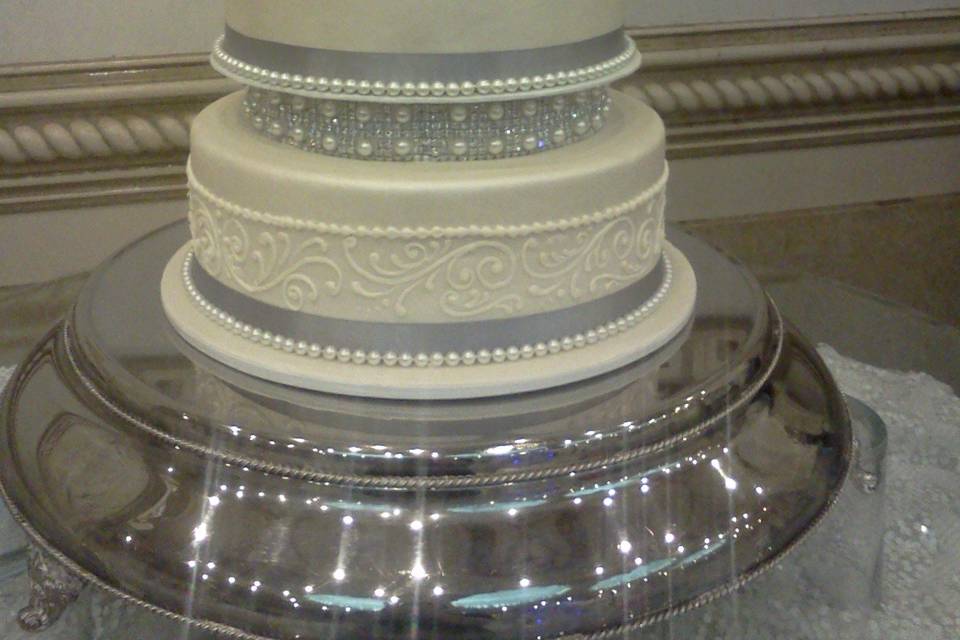 5 tiered cake