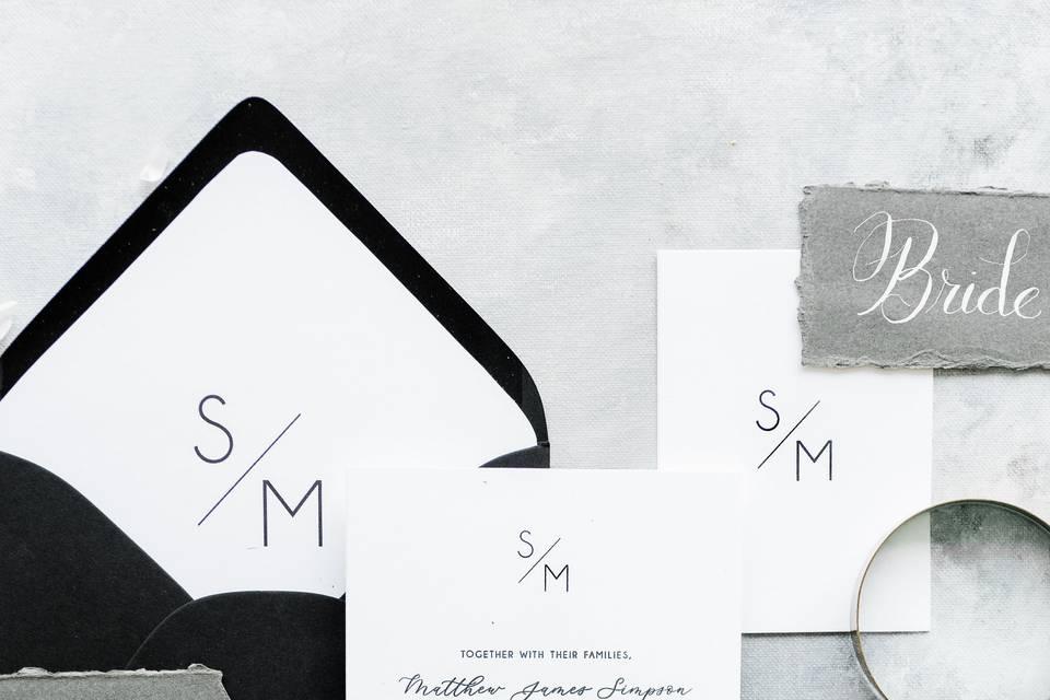 Black 7 White Modern Monogram