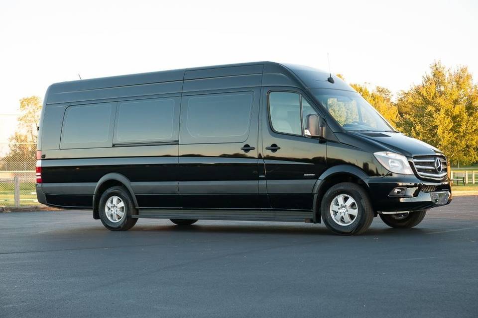 Mercedes Sprinter Limo!