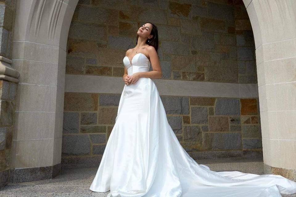 Lovely Boston Bride
