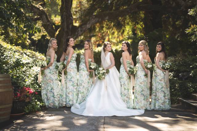 Loose Tie Photography