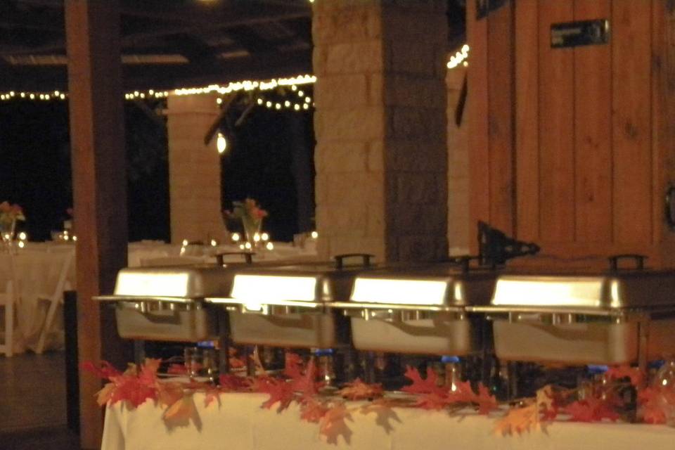 Kindred oaks BBQ wedding cater