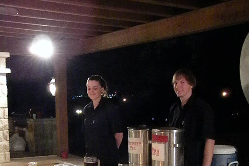 Kindred oaks BBQ wedding cater