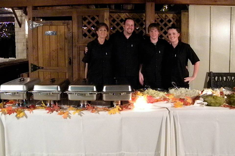 Kindred oaks BBQ wedding cater