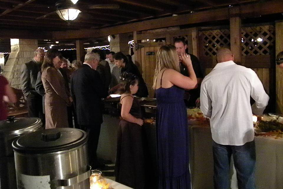 Kindred oaks BBQ wedding cater