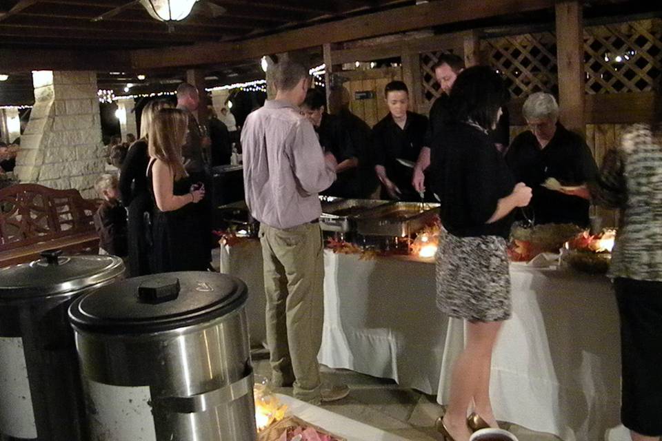 Kindred oaks BBQ wedding cater