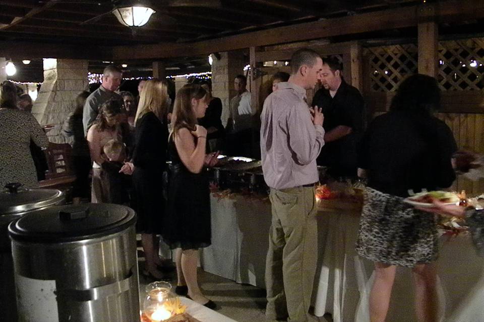 Kindred oaks BBQ wedding cater