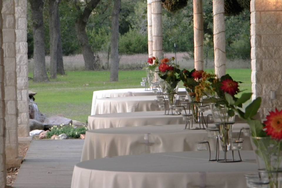 Kindred oaks BBQ wedding cater