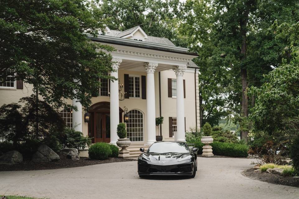 Corvette C8