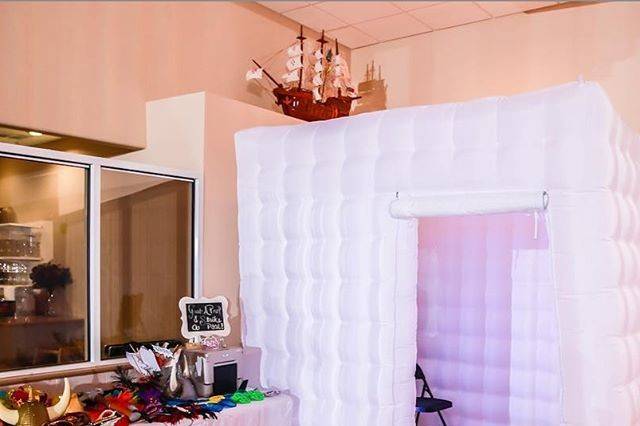 Instant Memories Photobooth Rentals