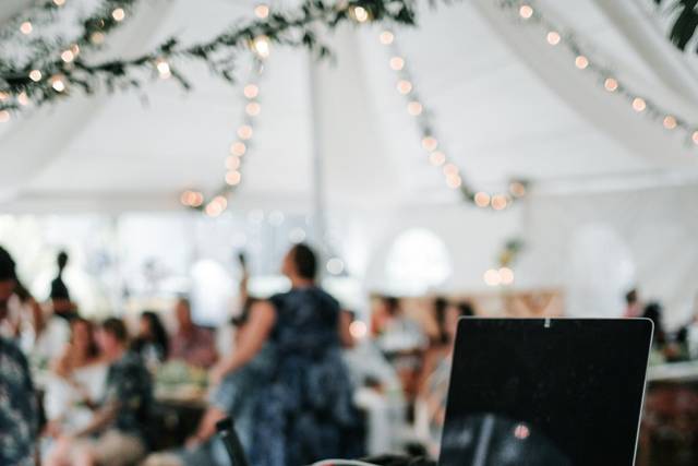 Level Up Wedding DJ