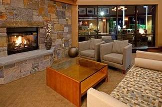 Holiday Inn Resort Lake George-Turf