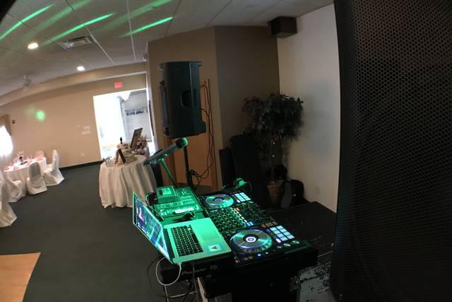Dj station