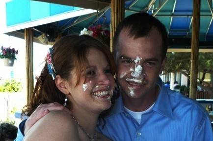 Cake can be messy!