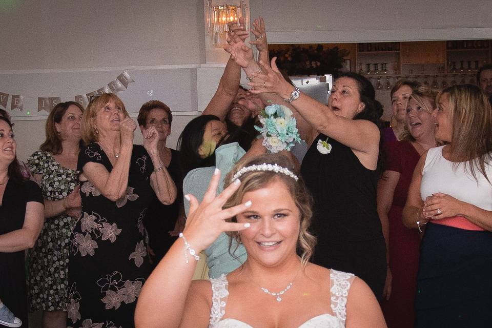 Bouquet toss!