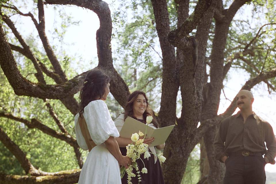 Structural cascading bouquet