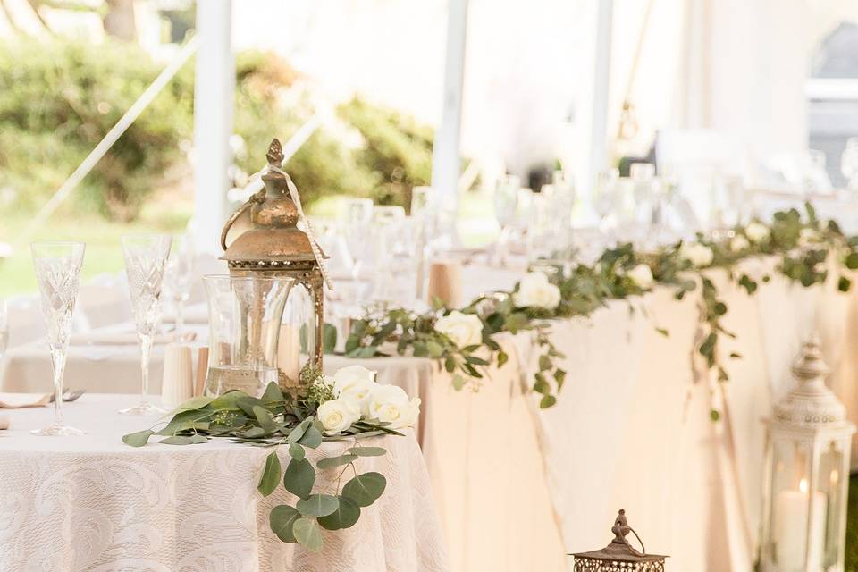 Table garland