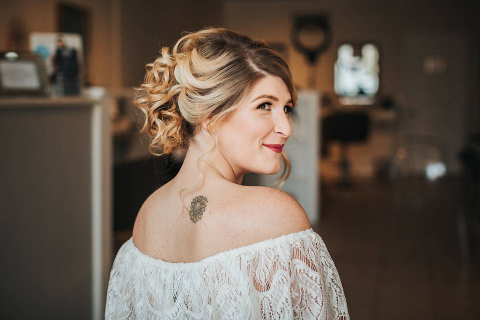 Bridal hair and makeup