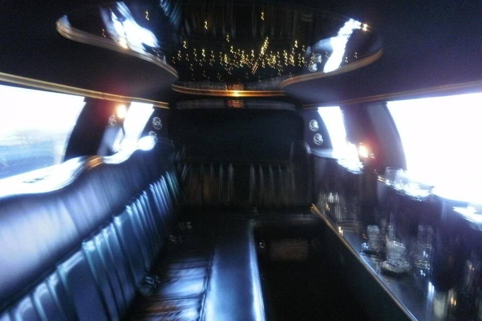 Luciano’s Deluxe Limousine Service