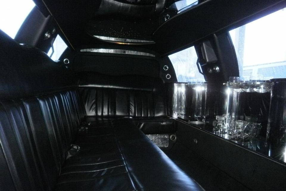 Luciano’s Deluxe Limousine Service